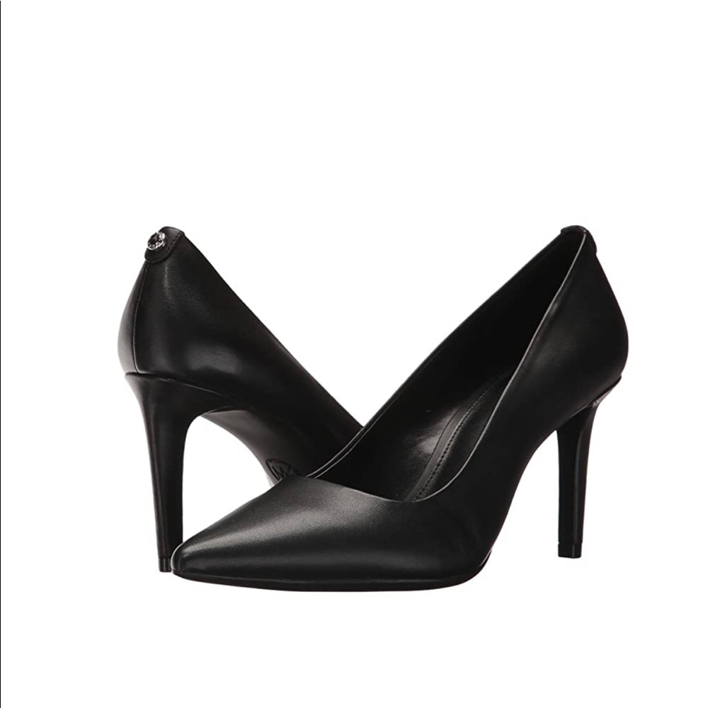 ‼️‼️MICHAEL KORS BLACK HEELS! IN BOX‼️‼️